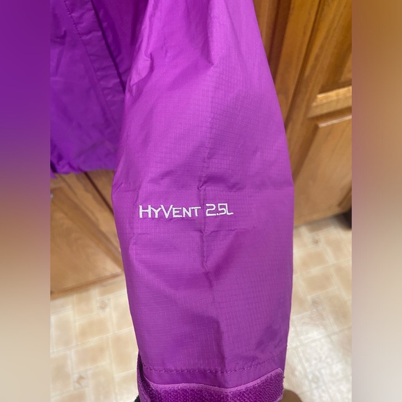 The North Face Rain Jacket - Picture 2 of 6